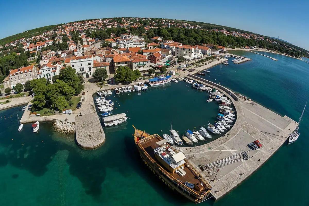 Adria Apartments Sveti Filip i Jakov Luaran gambar