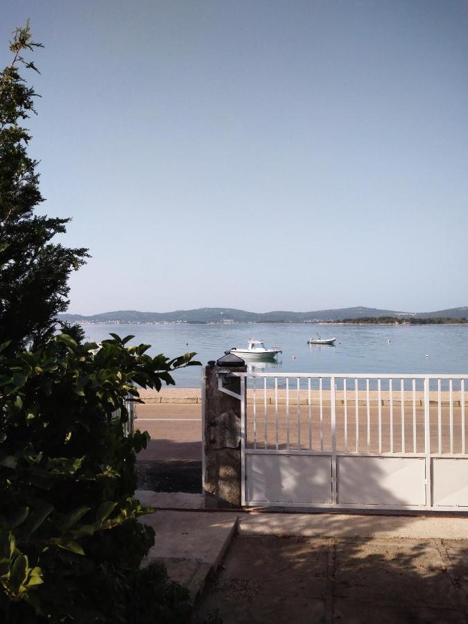 Adria Apartments Sveti Filip i Jakov Luaran gambar